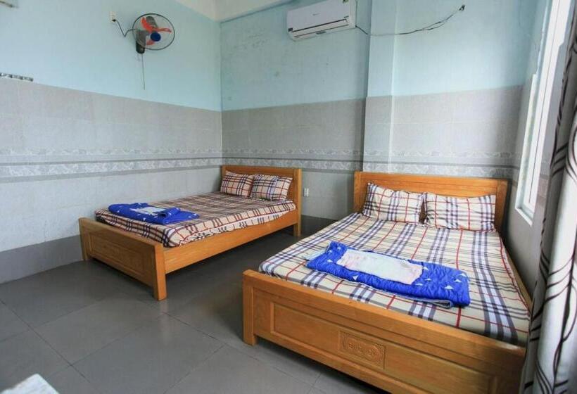 اتاق لوکس خانوادگی, Spot On 1115 Romantic Motel