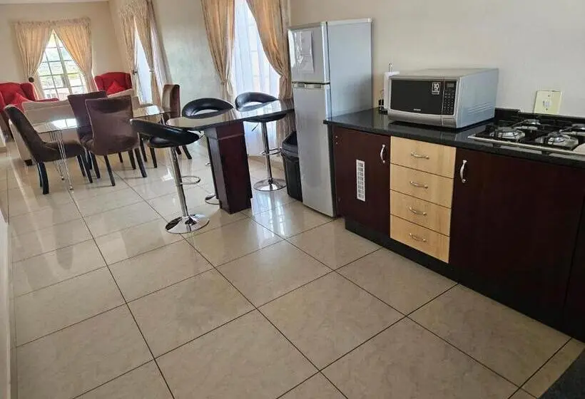 ２ベッドルームアパートメント, Booth Suite Hotel Mafikeng