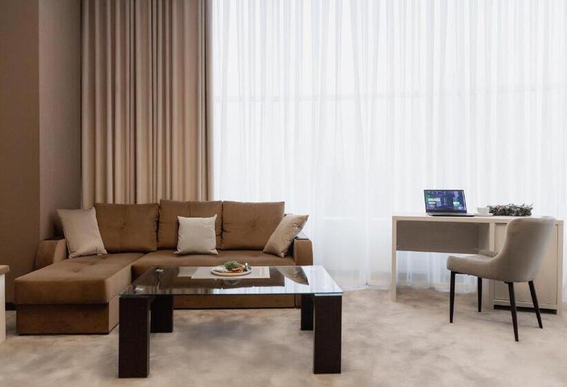 سوییت, спа готель св