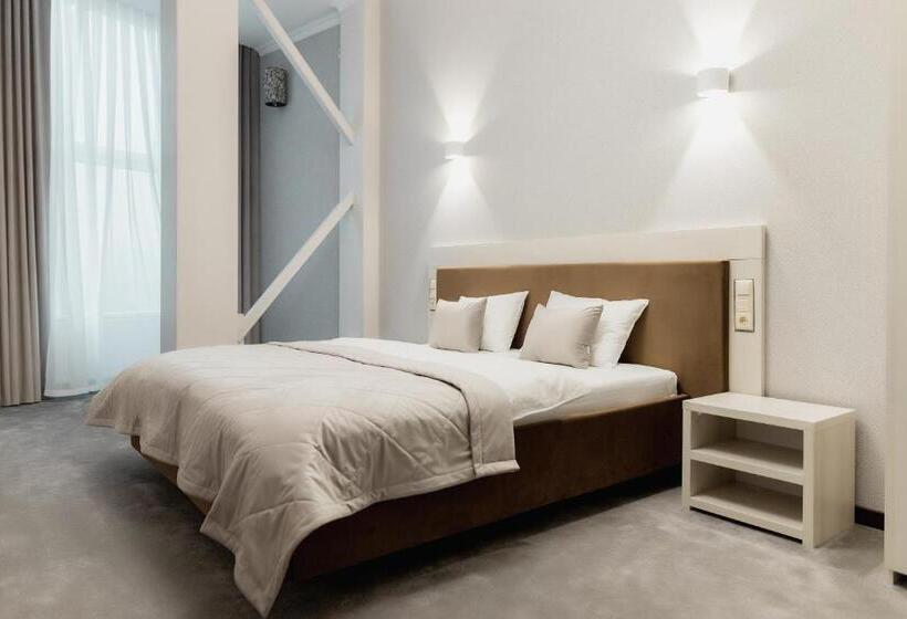 سوییت, спа готель св