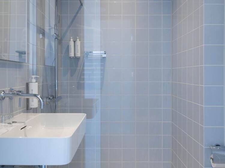 اتاق کلاسیک, 171. Urban Design