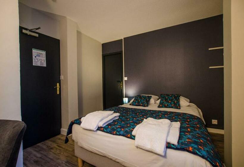 Номер Стандарт, L'atypic Hôtel Restaurant