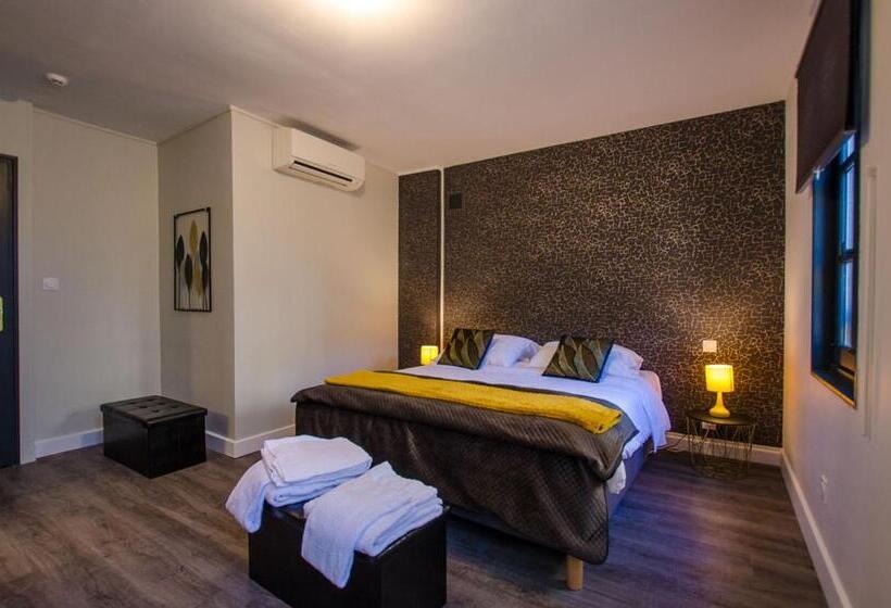 Номер Deluxe, L'atypic Hôtel Restaurant