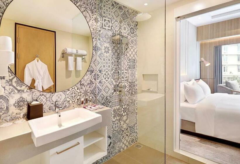 带大床的高级房间, Mercure Samarinda