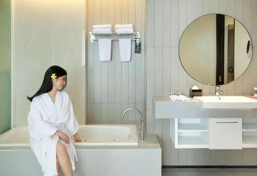 キングサイズベッドのデラックススイート, Mercure Samarinda