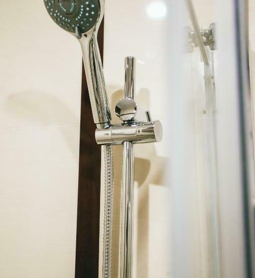 اتاق لوکس, 4rooms