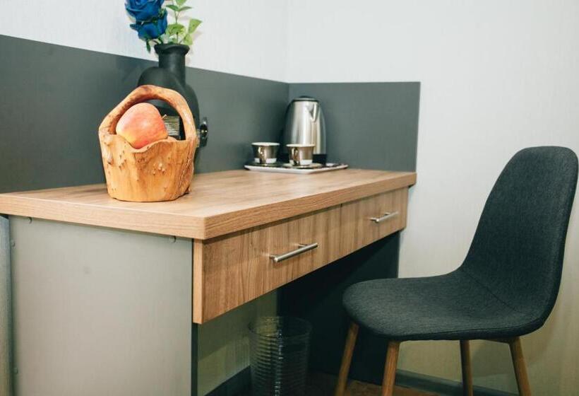 اتاق لوکس, 4rooms