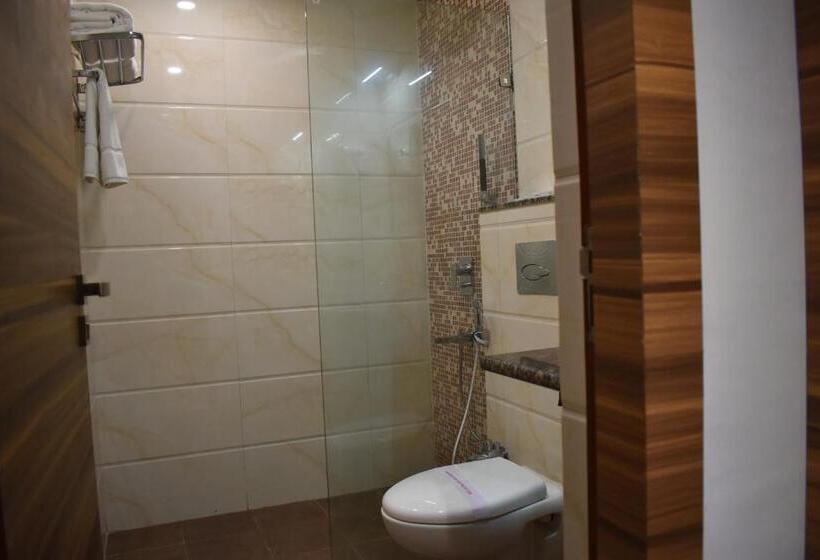 غرفة سوبيريور, The Grand Hotel, Muzaffarpur