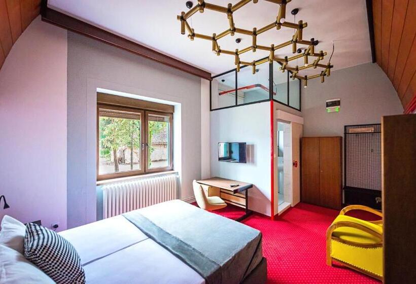 اتاق سوپریور با چشم‌انداز باغ, Pb Urban Garden Stay With Secured Parking