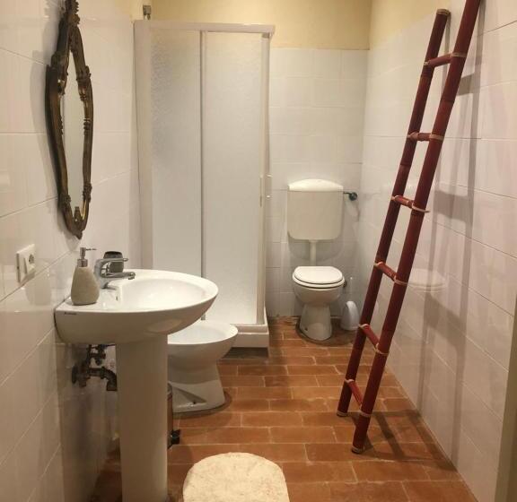 غرفة قياسية ثلاثية مطلة علي الحديقة, Podere Il Sasso