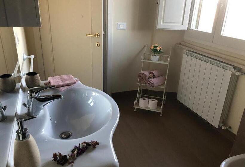 Номер Стандарт Вид на Сад, Podere Il Sasso