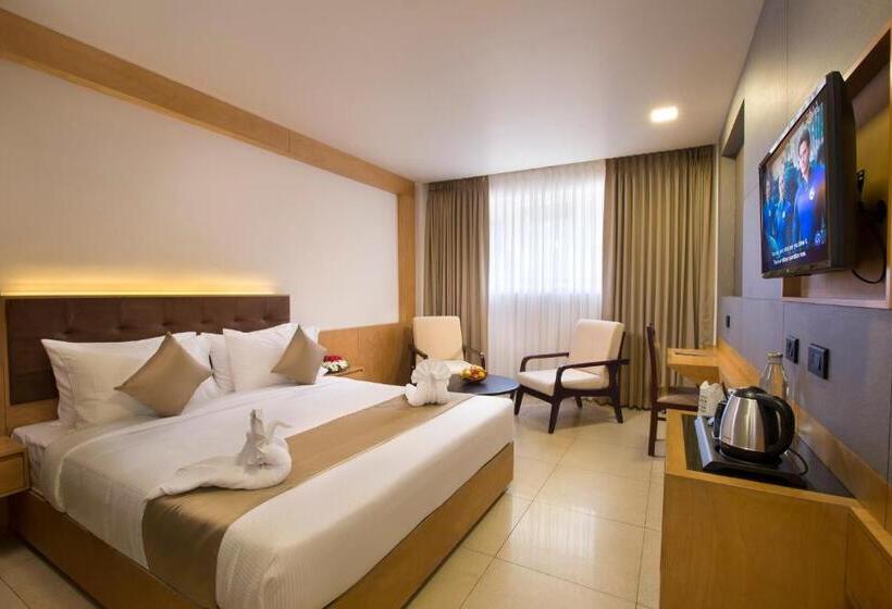 디럭스 룸, North Seven