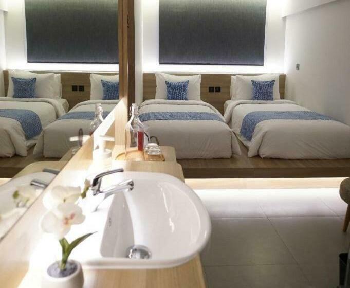 수피리어 룸, Qubika Boutique