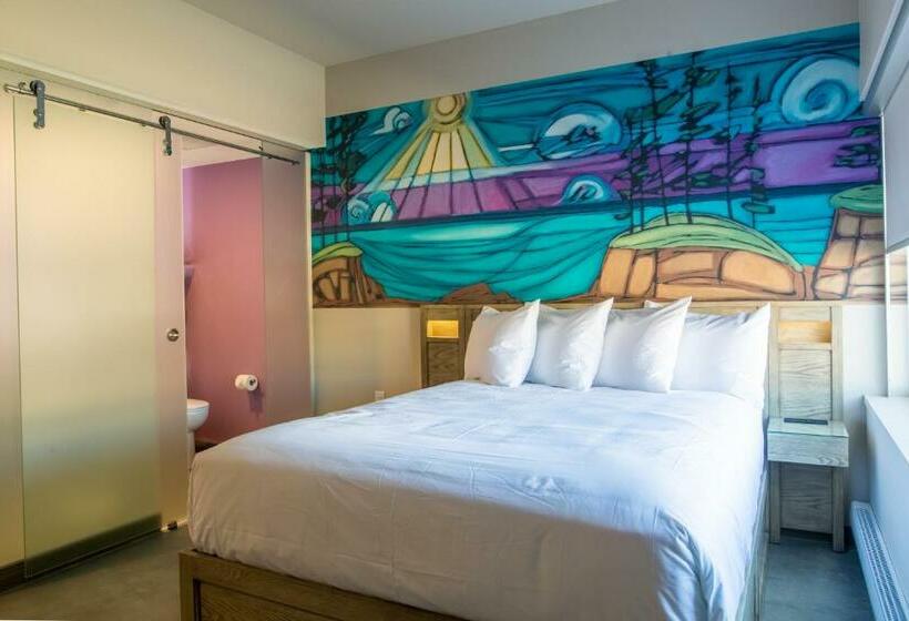 스탠다드 룸, The Arts