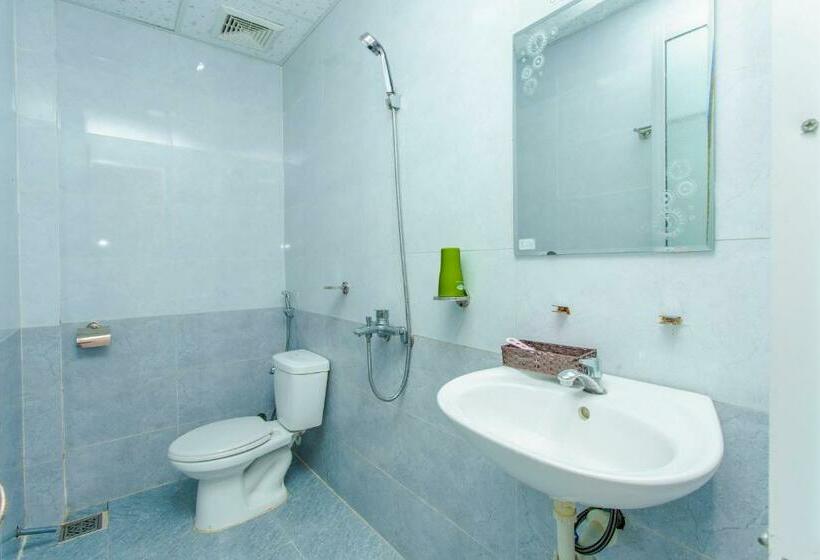 اتاق سوپریور سه تخته, Oyo 962 Tulip Motel