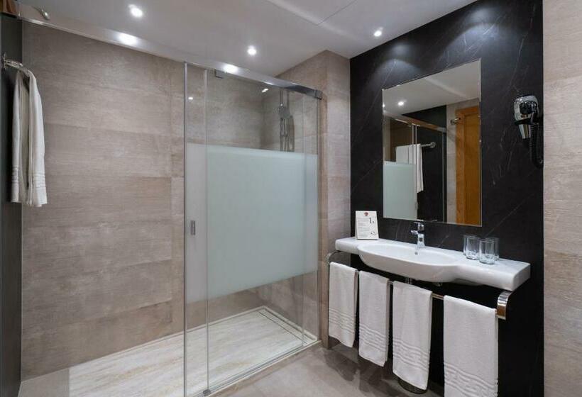 Апартаменты 1 Спальня Боковой Вид на Море, Apartamentos Bajondillo