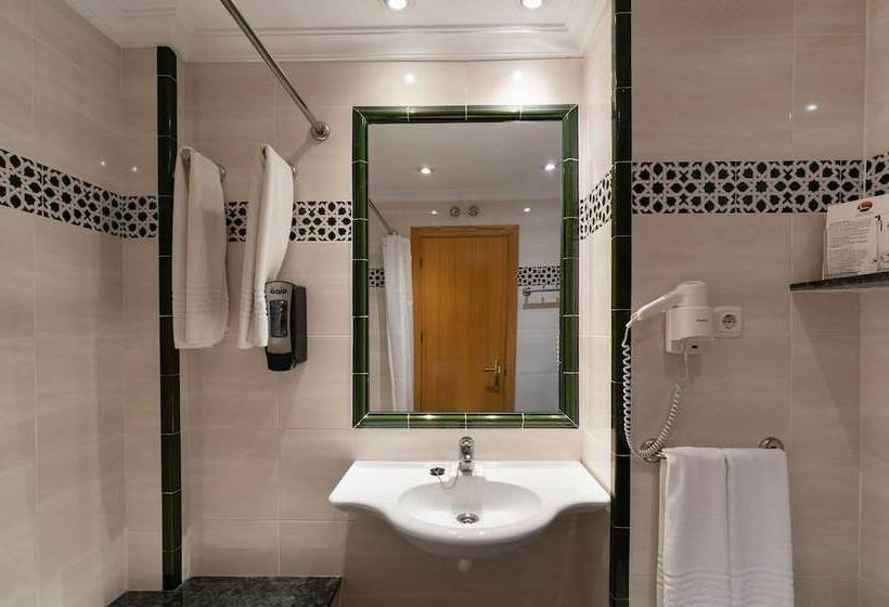 Апартаменты 1 Спальня Боковой Вид на Море, Apartamentos Bajondillo