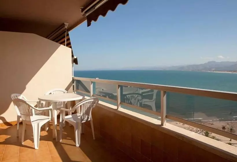 Huoneisto 2 Makuuhuonetta Merinäkymä, Apartamentos Florazar Ii
