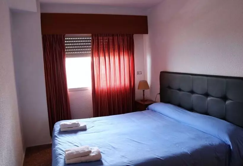 Huoneisto 2 Makuuhuonetta Merinäkymä, Apartamentos Florazar Ii