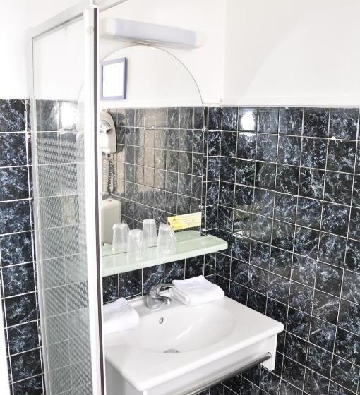Номер Стандарт, Citotel Hôtel Cesar