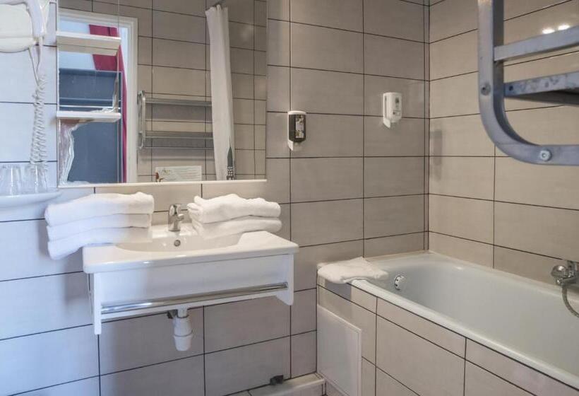 اتاق سوپریور خانوادگی, Citotel Hôtel Cesar