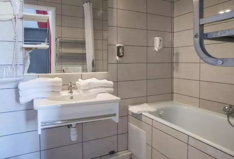 スーペリアファミリールーム, Citotel Hôtel Cesar