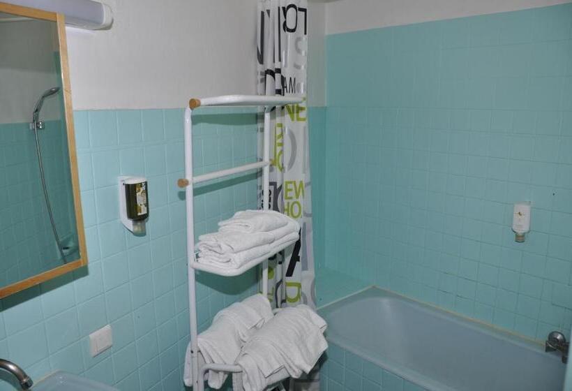 اتاق خانوادگی, Citotel Hôtel Cesar