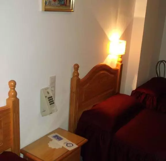 3-Bett-Standardzimmer, Hostal San Francisco