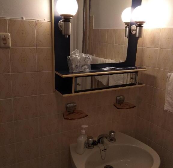 חדר סטנדרט לשלושה, Hostal San Francisco