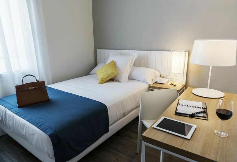 스탠다드 싱글 룸, Agaro