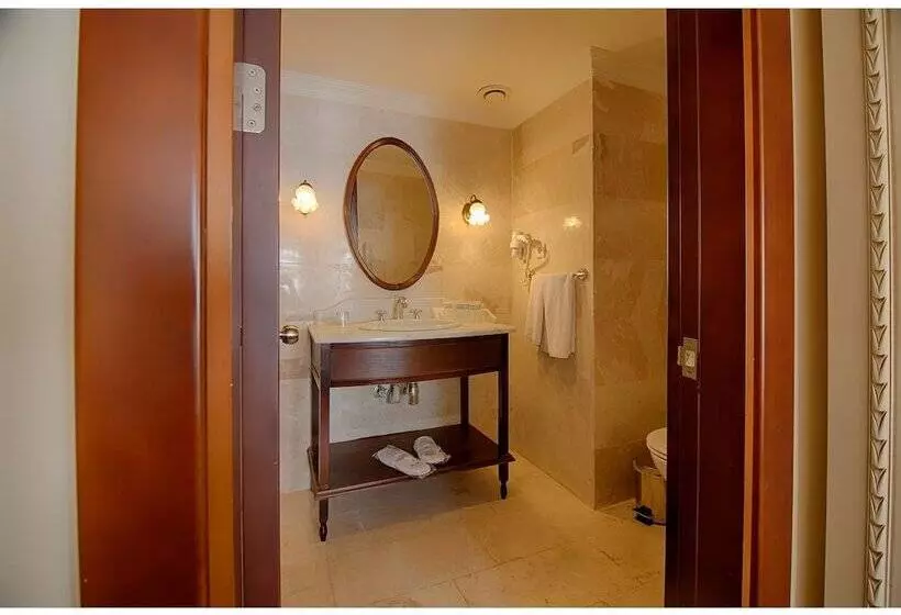 Junior Suite, Anemon Koleksiyon Galata Otel