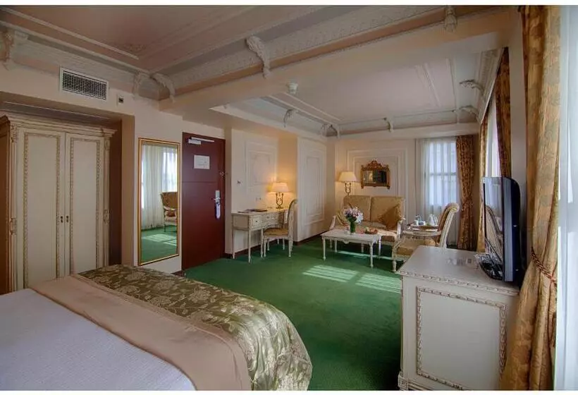 Junior Suite, Anemon Koleksiyon Galata Otel