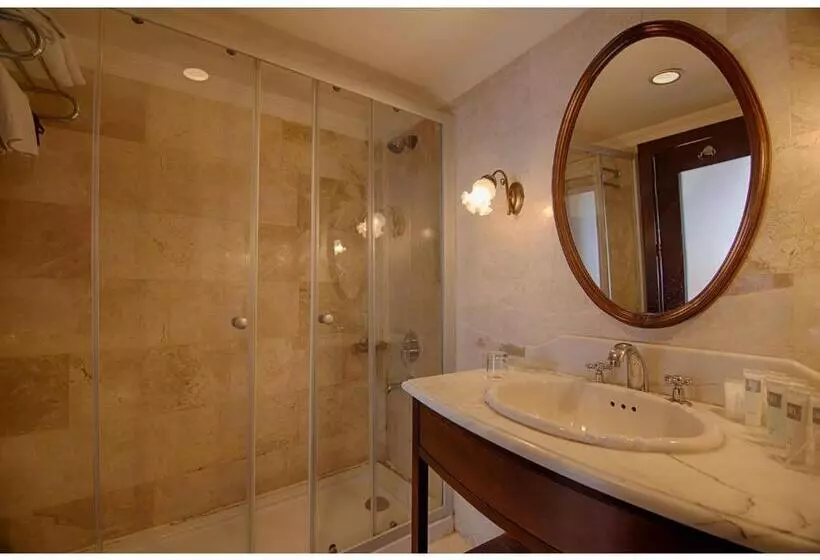 Junior Suite, Anemon Koleksiyon Galata Otel