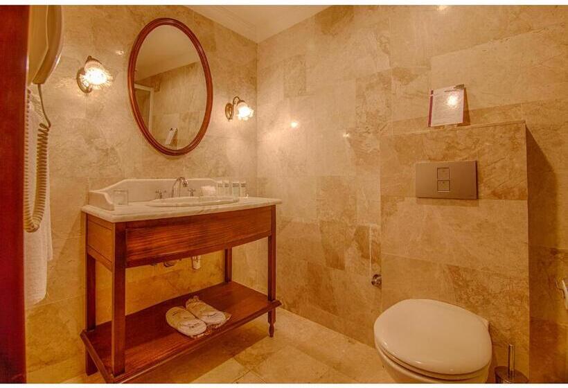 اتاق سوپریور, Anemon Koleksiyon Galata Otel