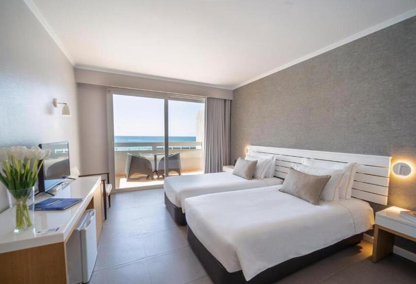 オーシャンビュースタンダードルームバルコニー付き, Arribas Sintra