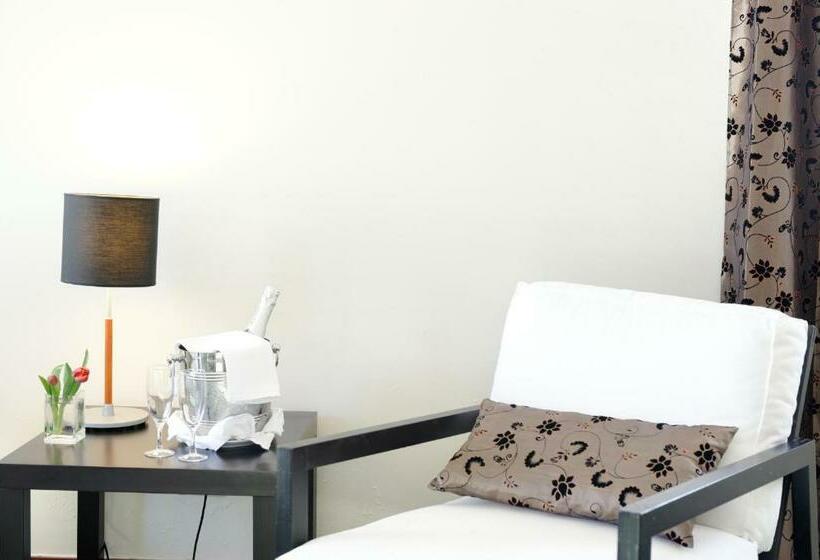 سوییت, The Lince Braga