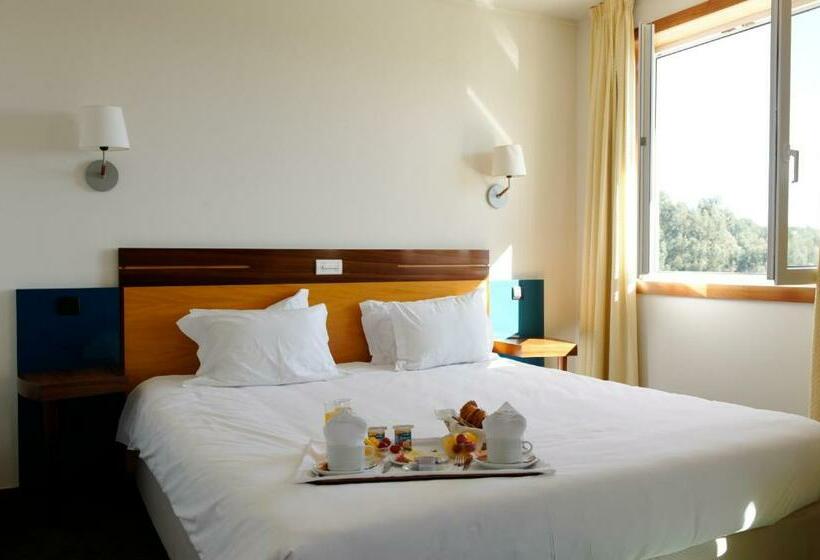 اتاق استاندارد, The Lince Braga