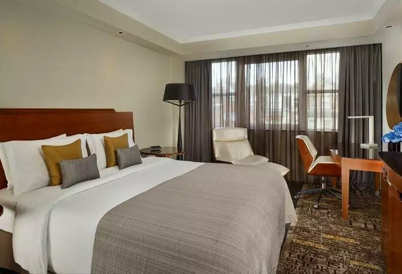 اتاق سوپریور, Park Plaza Victoria London
