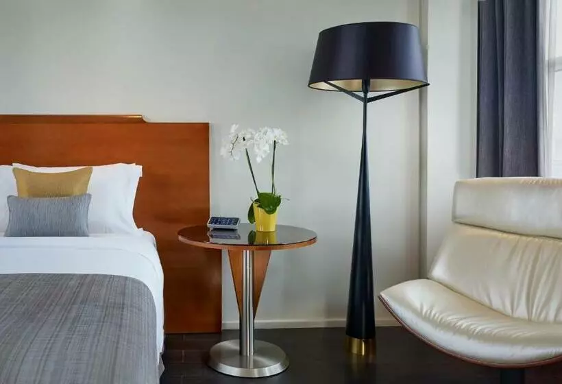 اتاق سوپریور, Park Plaza Victoria London