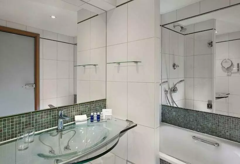 اتاق سوپریور, Park Plaza Victoria London