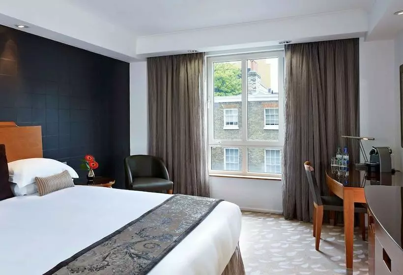 اتاق اجرایی, Park Plaza Victoria London