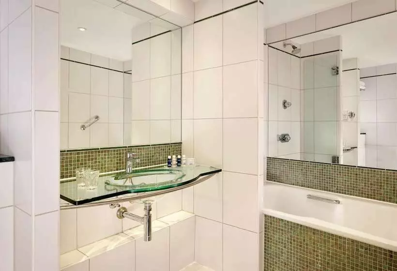 اتاق اجرایی, Park Plaza Victoria London