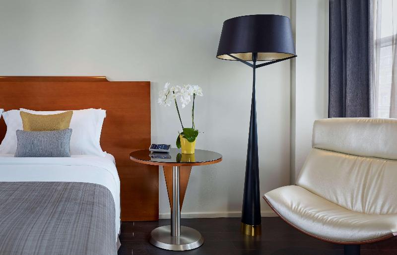 Номер Superior, Park Plaza Victoria London