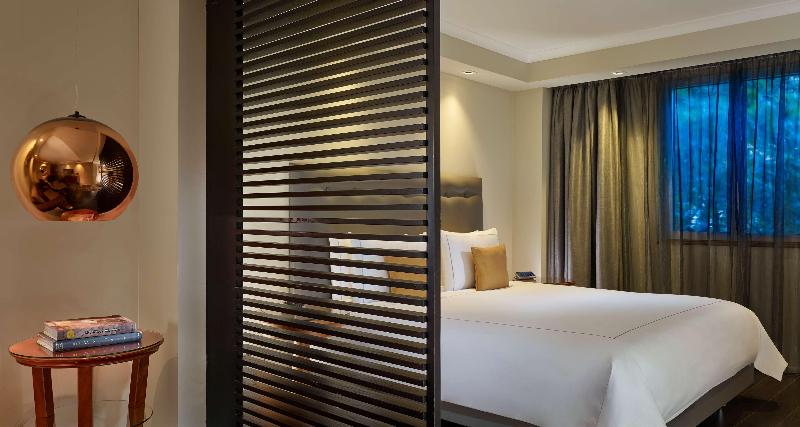 Номер Executive, Park Plaza Victoria London