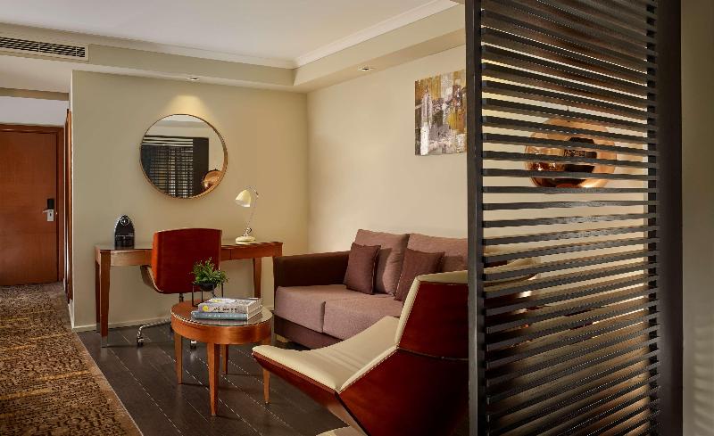 غرفة تنفيذية, Park Plaza Victoria London