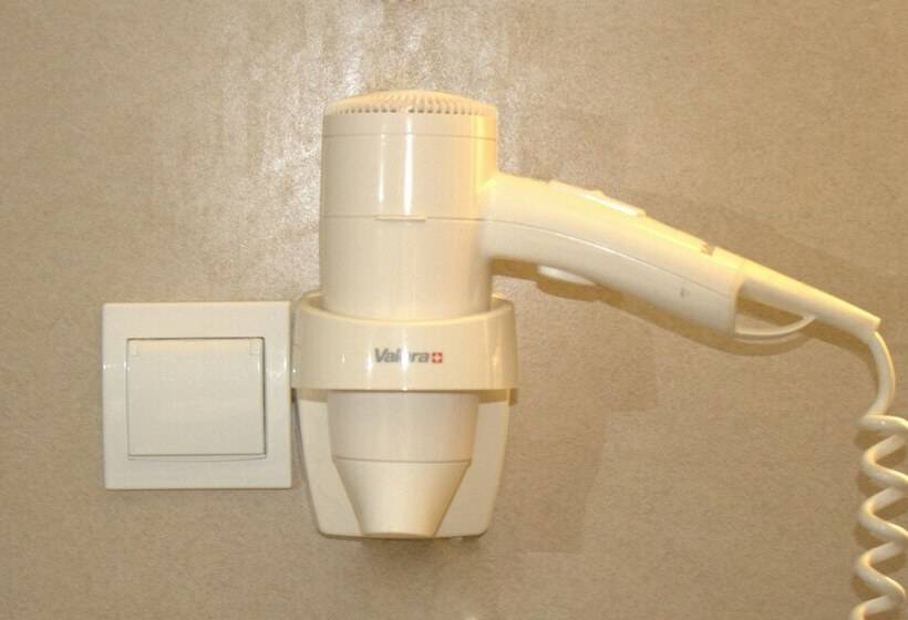 חדר משפחתי, Pinhal Do Sol