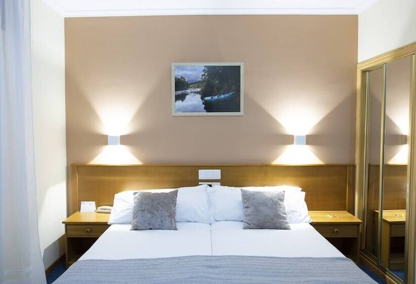 اتاق استاندارد, Rosalía