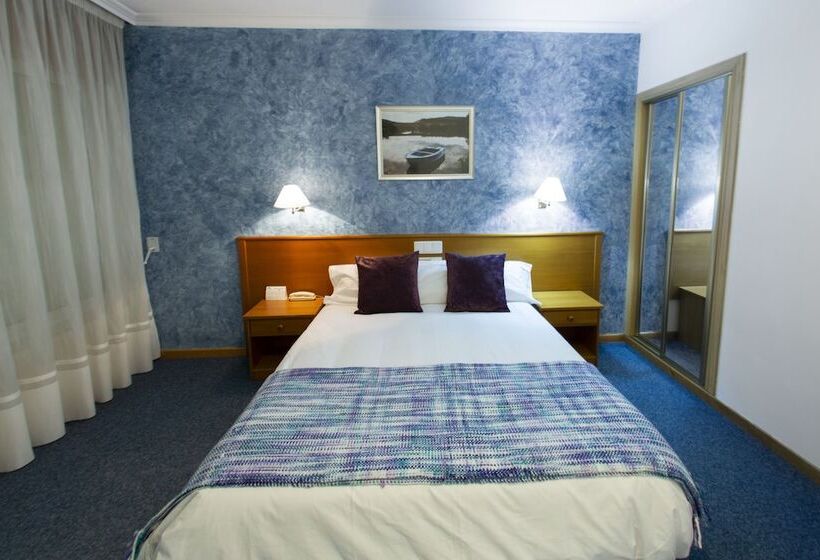 اتاق استاندارد, Rosalía