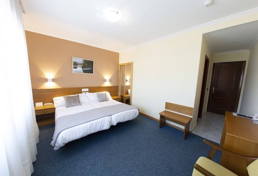 اتاق استاندارد یک نفره, Rosalía