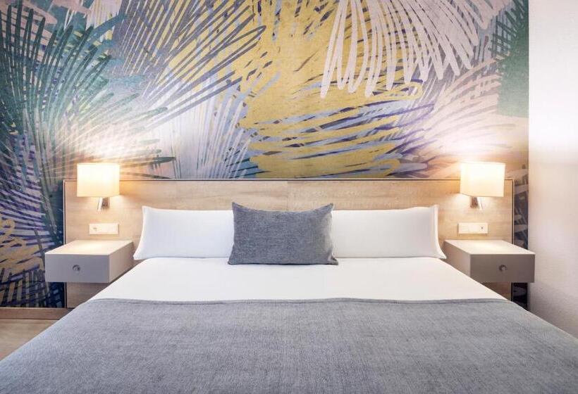 Номер Стандарт, Salles Ciutat Del Prat Barcelona Airport